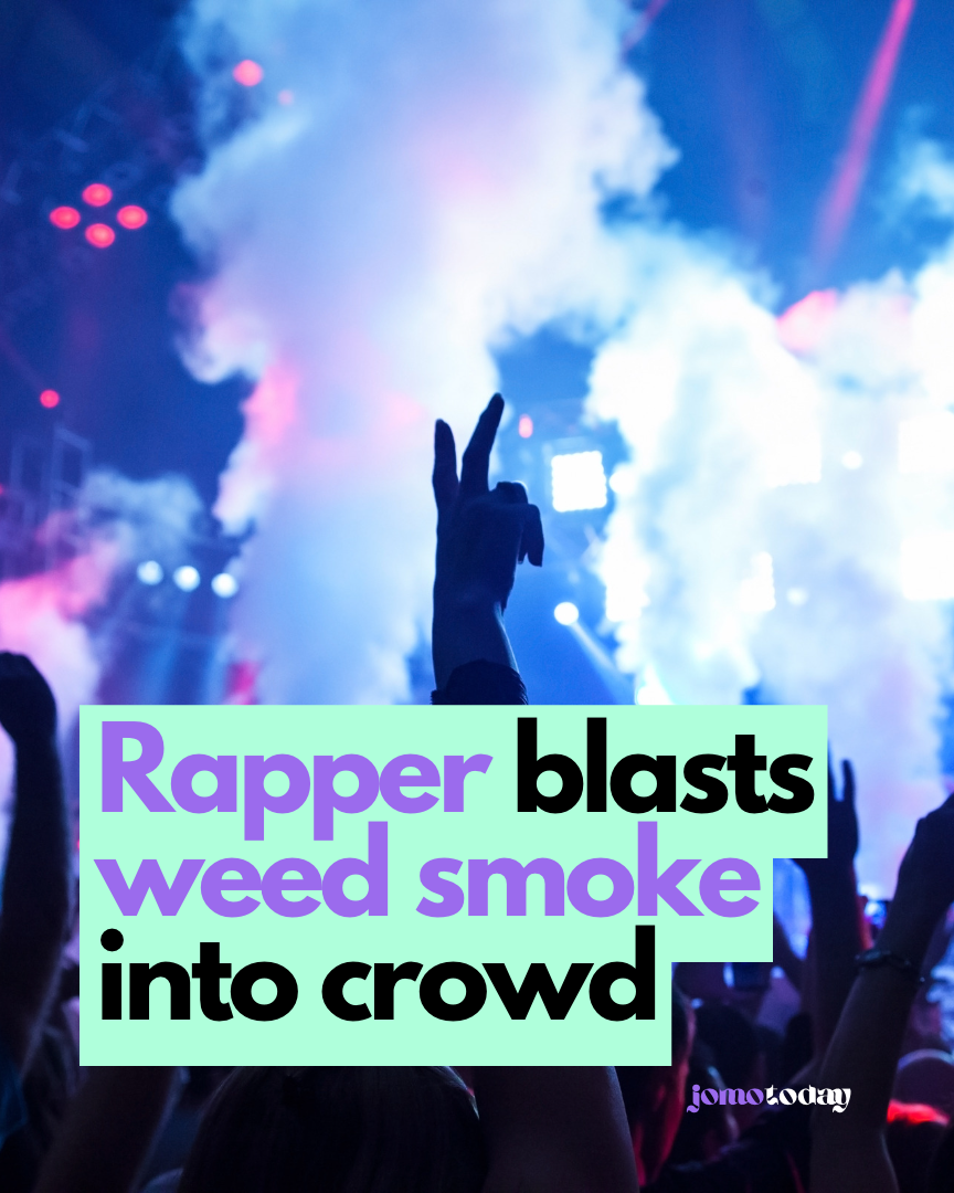Rapper smoke weed